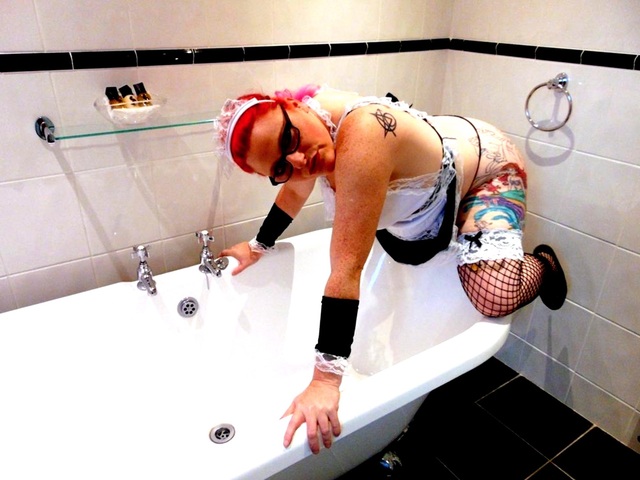 Naughty Maid In The Bath Gallery from Mollie Foxxx